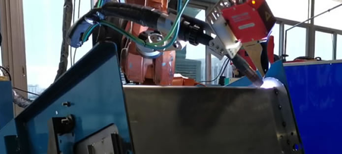   视觉焊缝跟踪系统在电力充气柜焊接中大显身手